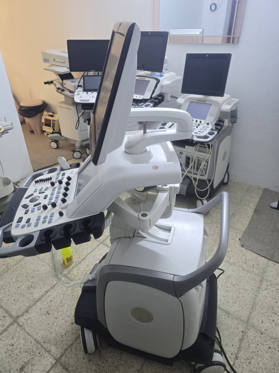 🔥 وصول وجبة جديدة من أجهزة الإيكو والسونار 🔥
وأيضاً أجهزة هشاشة العظام
من شركة GE الأمريكية الأصلية 🇺🇸
✨ بفضل من الله:
🔧 صيانة فورية بنفس اليوم
⚙️ توفير جميع قطع الغيار
💰 أسعار مناسبة وتنافسية
✅ أجهزة مفحوصة وجاهزة للعمل
📌 خيار مثالي للمستشفيات، العيادات، والمراكز الطبية
📞 للاستفسار والتواصل: (***********)
