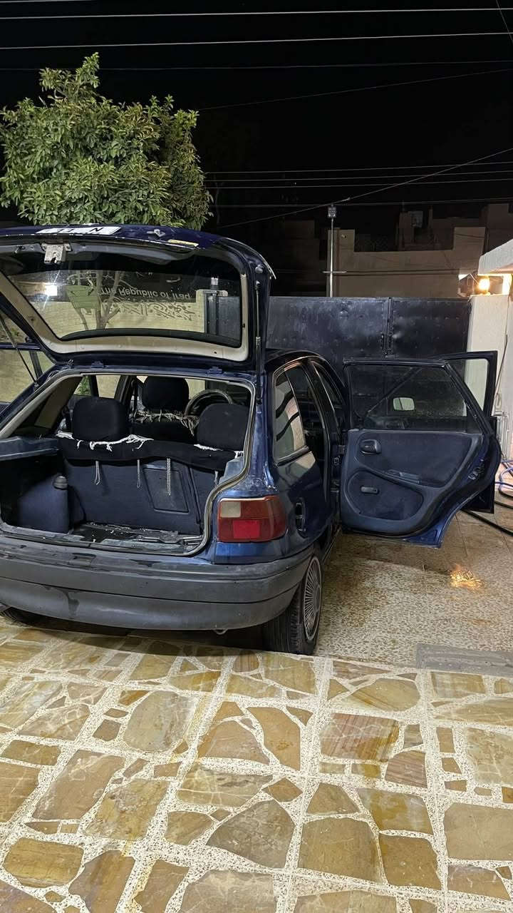 السلام عليكم 
أوبل استرا 93
رقم بغداد مشروع وطني 
سنويه لا 27
كير محرك شرط 
صدر جديد 
تايرات جدد 
باتري جديد
سعرها 38 بيها مجال 
‏‪***********‬‏
مكاني تكريت
