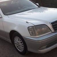 كراون ٢٠٠٣ • ٦ سلندر • ماشي ٢٠٠٠٠