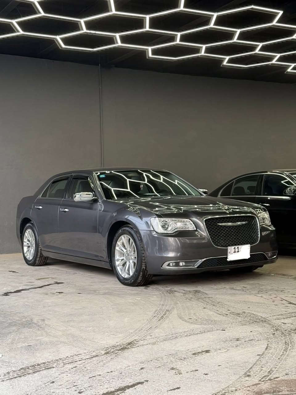 السلام عليكم شباب رمضان كريم
اوباما موديل 2018 رقم بغداد الجديد 

سنويه بسمي هزة جديدة السيارة كلين تايتل 

((مكفولة من الصبغ والضربة والتبديل والبارد ))

سيارة جديدة واحلى من الصور بهواي 

ماشيه 100 الف ميل السيارة فول مواصفات 

من عدا الفتحه والرادار فقط 

السعر ب 223 ورقه وبيه مجال بسيط 

مكاني بغداد / حي الجامعه / 

وهذا رقمي *********** 

وهذا بي واتساب ***********
