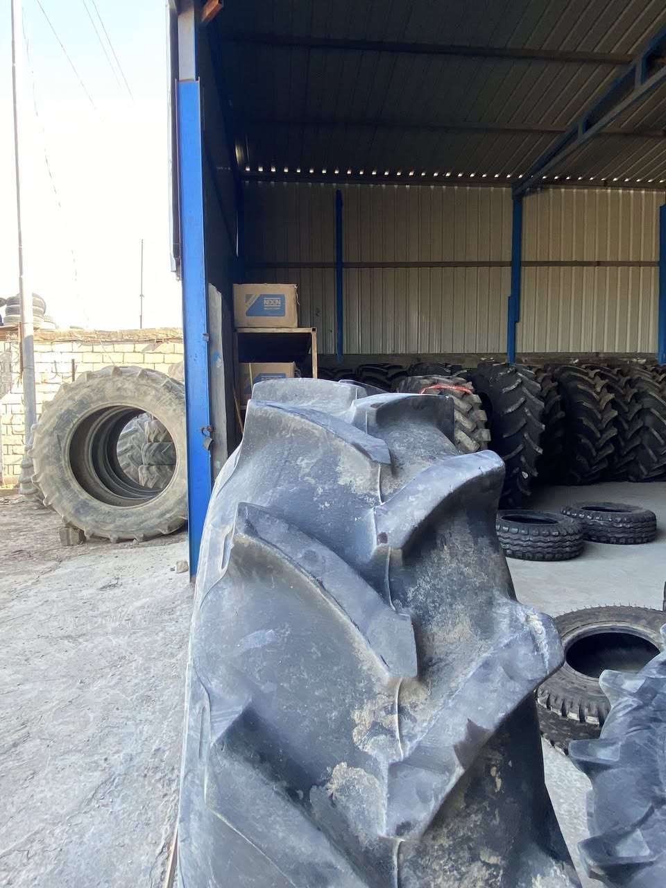 14/9/24
زوج اطارات كوري درجه اولى للبيع نضافته95/100 السعر 510 قابل للتفاوض 
***********
عنوان المجمع(الشوملي -طريق دغاره شوملي -مقابل بوابة مدينة الروان السكنيه النموذجيه-قرب سيطرة ابا ذر )
