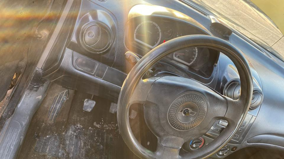 بسم لله الرحمن الرحيم  
سيارة افيو مديل 2007 
الرقم جديد نكليزي  مثنى 
تشتري مصفره هيئة وغرامة 
محرك وكير و تبريد. ع الشرط كفاله 
مكينة 1600 مسكر امريكي 
بيه ضربه ب جاملغ لورا  بس ماواصل لجوه 
معجون وصبغ عام  مكاني في النجف 
السعر مناسب رايده ب 30 ورقة
  للاستفسار اكثر اتصل ع رقم بي وتساب  ***********
