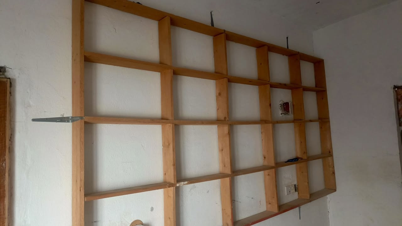 #رفوف خشب جديد استعمال قليل 
العدد أثنين 
طول الواحدة 3 متر 
إرتفاع 2 متر 
#المكان حي الشهداء 
#السعر التواصل على الخاص


**إذا كنت صاحب هذا الإعلان وتريد حذفه لأي سبب، رجاءا أرسل رسالة إلى الدعم الفني**