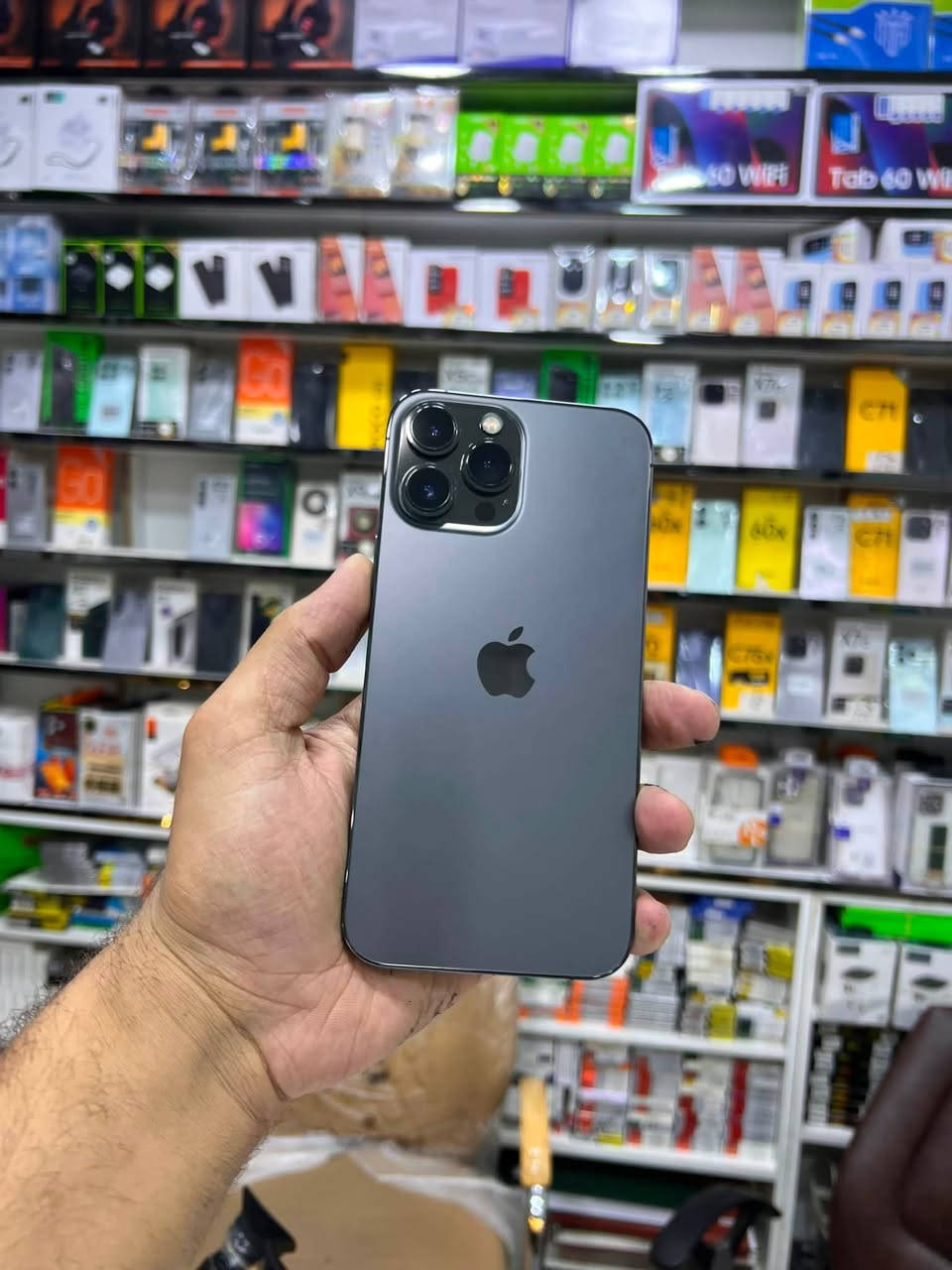 📱 iPhone 13 Pro Max

✨ المواصفات:
🔹 السعة: 256GB
🔹 نسبة البطارية: 93 % 🔋
🔹 نسخة امريكي 
🔹 الملحقات: الكارتون فقط
🔹 الجهاز بحالة ممتازة، نظيف وجاهز للاستخدام.

💥 السعر 🔥🔥🔥
📩 راسلنا لمعرفة السعر 

✅ متوفر الآن لدى علاء للهاتف النقال

♻️ كما نشتري جميع الهواتف المستعملة بأفضل الأسعار مع تقييم فوري ودفع نقدًا.

💳 ويتوفر لدينا التقسيط لحاملي:
✔️ ماستر كارد الرافدين
✔️ ماستر كارد الرشيد

📍 العنوان:
واسط – الزبيدية – الفلكة، مقابل منفذ أروك
علاء للهاتف النقال

📞 للاستفسار أو الحجز أو مراسلتنا عبر واتساب:

📲 ***********
📲 ***********
