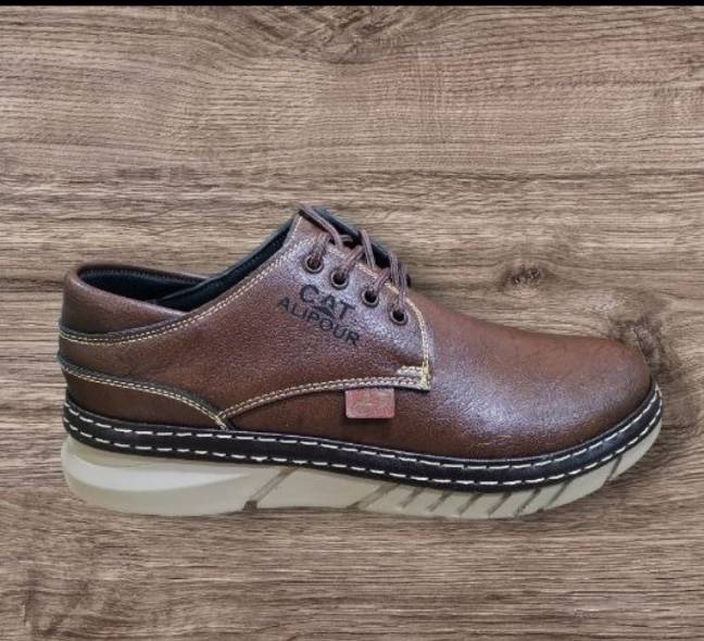 بصره عشار حنا الشيخ احذيه الشباب يتوفر توصيل القياسات من 40 الى 45 