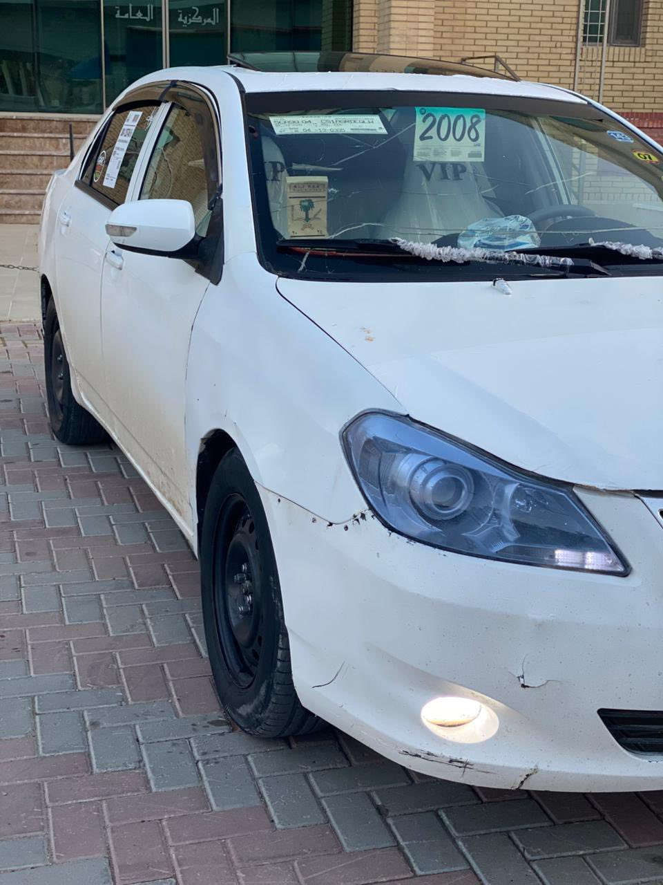 للبيع 
بي وأي دي 
موديل 2013
رقم بغداد الماني
محرك كير شرط 
تخم تاير جديد
كهربائيات كلها شغاله 
مسجل شاشه 
بصمه 
سلايت 
السياره جاهزه ماناقصها شي مكان السياره تكريت الاستفسار اتصل على الرقم 
0780 031 0364
