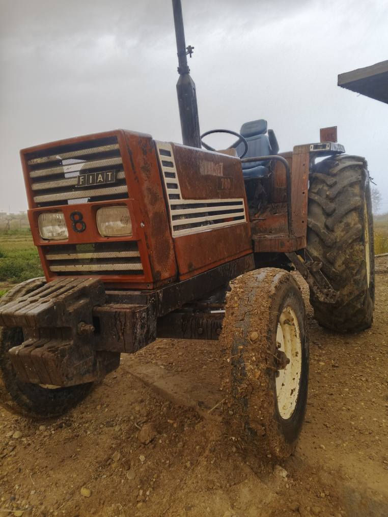 بسبب الوعود الكاذبه اجدد المنشور

للبيع تنكتر فيات محرك كير اكسل عل فحص 

استيرن هودرليك بعده علا وضع الشركه 

السعر 11مليون للأستفسار اكثر الأتصال علا الرقم التالي 

***********
