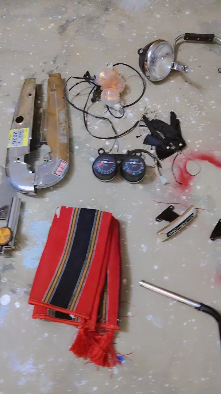 سلام عليكم هاي الغراض البيع كلهن جدد شديتهن تلتيام ونزعتهن صلنصه تحوير مال بطح اذاين صينيه ستيل دبلات سود مازده اشاير سيبايه علامه مال mkzمرايات مال mkz دشبول بكلايت خرج زوج جاملغات هورن طوك مال مازده صالنصه ام الكرنك القديمه ورقم وايرات مال رون شراي يجي خاص مكان كوت العزه القديمه


**إذا كنت صاحب هذا الإعلان وتريد حذفه لأي سبب، رجاءا أرسل رسالة إلى الدعم الفني**