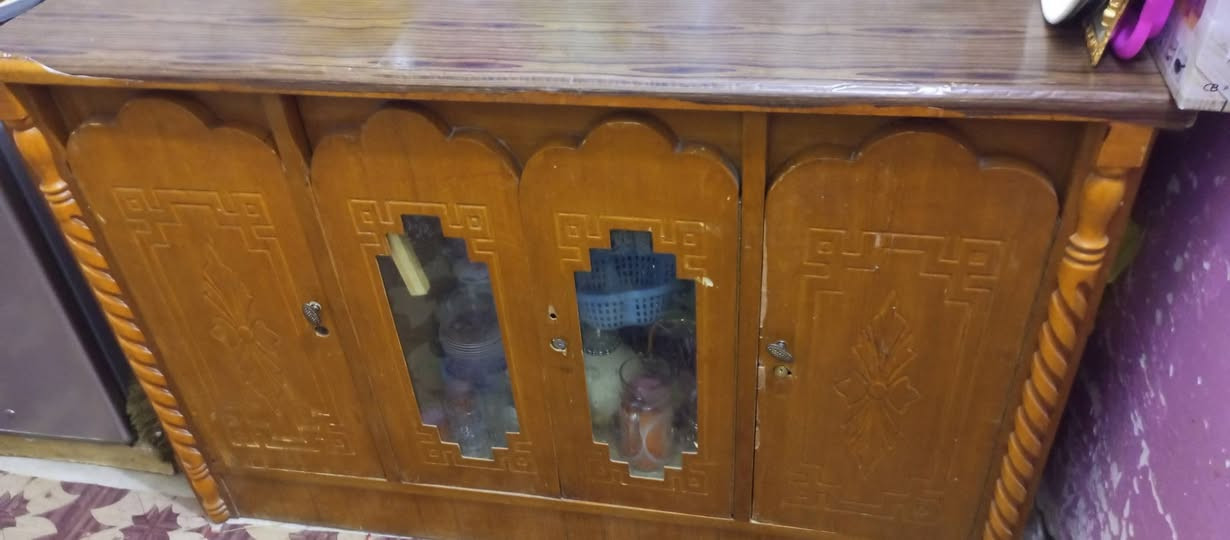 سلام عليكم كنتور وبوفيا للبيع كنتور 250 ولبوفيا 100 وبينه مجال


**إذا كنت صاحب هذا الإعلان وتريد حذفه لأي سبب، رجاءا أرسل رسالة إلى الدعم الفني**