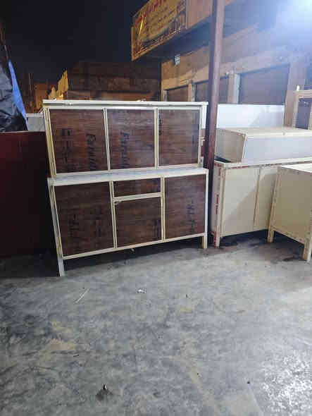 وصول وجبة كاونترات قياس متر ونص 
ديالى بعقوبة الشارع الخدمي للمفرق مقابيل العزات 
للاستفسار 
***********
