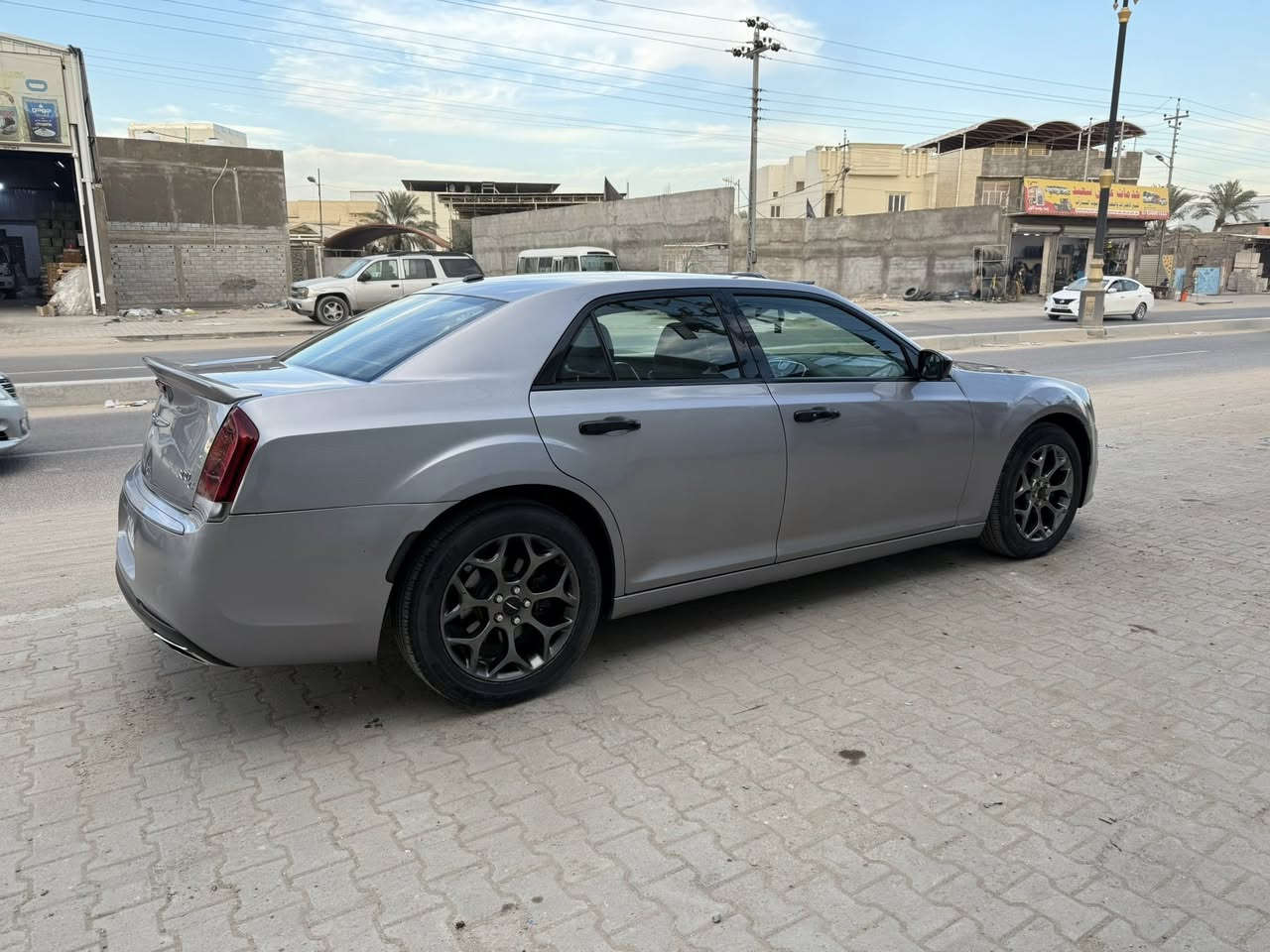 سلام عليكم وأباما موديل 2013 مسجله 2014 رقمهة بغداد بأسمي مكينتهة 3600حادثهة بنيد وجاملغ  سيارة جاهزه من كلشي تخم تاير جديد حداده مبدلهة جديدة أي نقص ما بيهة مكان السيارة البصرة سعر 148  الاستفسار  ***********
