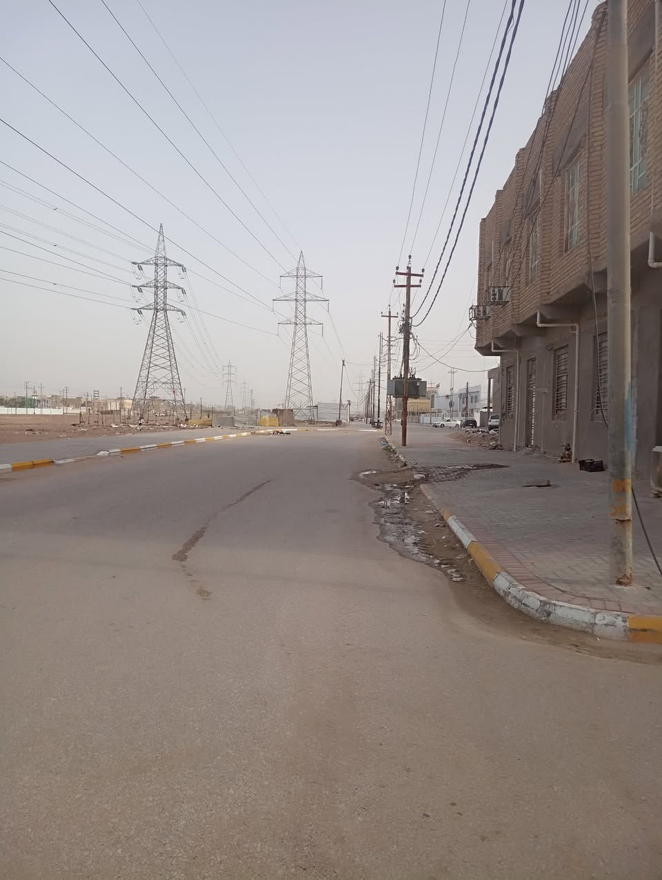 ♕بسم الله الرحمن الرحيم اللهم صلِّ على محمد وآل محمد ♕

⬜  : عرصه للبيع مميز جداً 

🌐  : الموقع حي الحكم 

🏫  :  قرب ثانويه المتميزين 

📐  : المساحة 170 متر  / الواجه 8 ونص / ونزال  20 متر 

💵  :  سعر مميز جداً

📲  :  الاستفسار اكثر الاتصال على الرقم 

📞  :  ‏‪0788 251 8491‬‏  واتساب 

✨  لــن تـکون وحـيداً ابـداً مع  الــ مهيمن  للعـقار  ✨
