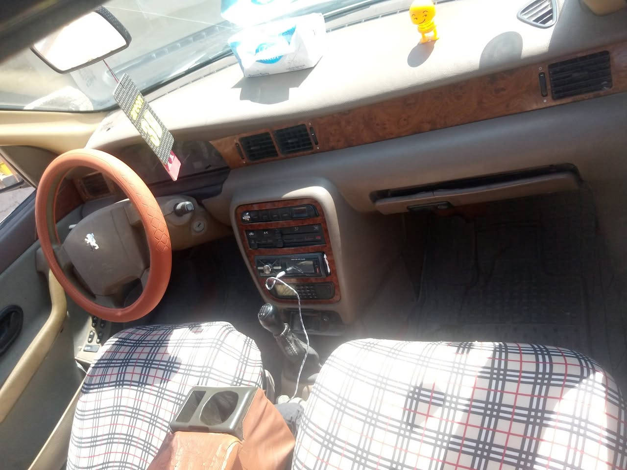 سلام عليكم سمند موديل 10كفاله من الصبغ وضربه مكينه وكير فرنسي كفاله جدد حداديه وتخم تاير نضيف راعيه موجود بنجف تبريد شغال سياره فول نعومه غرفه فول تنته جلد اب35 مجال بصيط مكان نجف كوفه عباسية ***********
