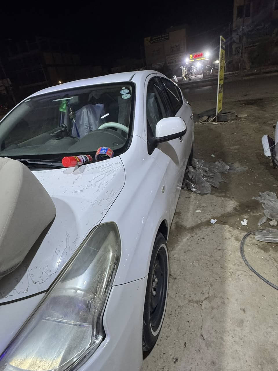 السلام عليكم نيسان صني هندي 
موديل 2019 لبيع 
بيه بارد بل باب مال سايق فقط 
سعر 105 وبيه مجال 
رقم موبايل ***********
