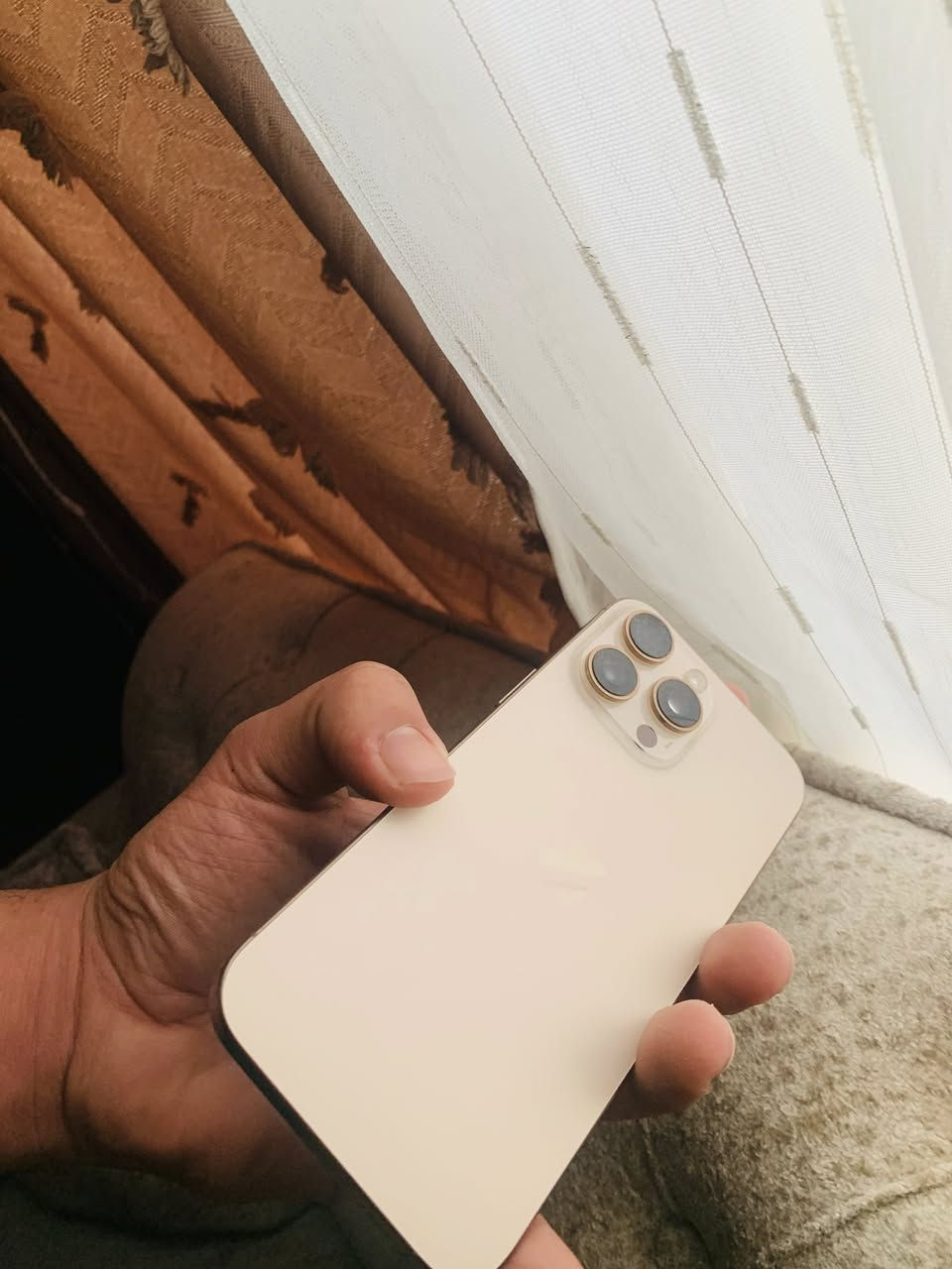 ايفون 16ضمان ماستر بطارية 100بعدة جديد ذاكرة ٢٥٦السعر 1350مكان الشعب ***********
