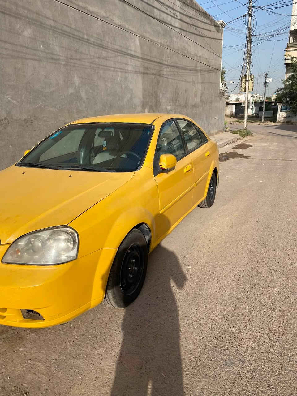 فورنزا 2008 للبيع
رقم بغداد انكليزي الجديد هزه جديده مساقطه سنويه 2031 مصفره هيئه وغرامات مبدل ضفيره جديده تخم تاير جديد باتري جديد صدر بحاله جيده واتر بم جديد بنكات جدد داينمو جديد تبريد عاطل السياره بحاله ممتازه وخيرر من الله عوزه تبريد فقط 
السعرر : 42 وبيه مجال 
الرقم : ***********
العنوان : بغداد الدوره
