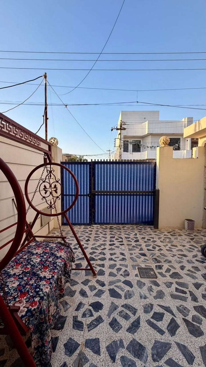 مشتمل راقي للبيع 
الموقع: سامراء - الجبيرية الثانية
المساحة: 125 متر مربع
الشارع: بعرض 15 متر 
تفاصيل العقار الداخلي:
  3 غرف نوم واسعة 
 صالة استقبال ممتازة
 مطبخ بتصميم حديث.
 مجمع صحيات متكامل.
 كراج سيارة وممر خارجي.
📌 للاستفسار ومعرفة تفاصيل السعر
علق برقم -1- وسنقوم بإرسال السعر والتفاصيل كاملة إليك
___________
لا تدع أي شخص آخر يأخذ عقارك المفضل
تواصل معنا الآن واحصل على عقارك الخاص
_____________
 اتصل الآن : ***********
_____________
ملاحظة : لدينا عقارات كثيرة في مناطق مختلفة في سامراء 
ضع إعجاب للصفحة ليصلك كل جديد
_____________
اذا عندك عقار وتريد تبيعة .. فقط راسلني واتساب 
وخلي الباقي علينا … ( ***********☎️واتساب)
