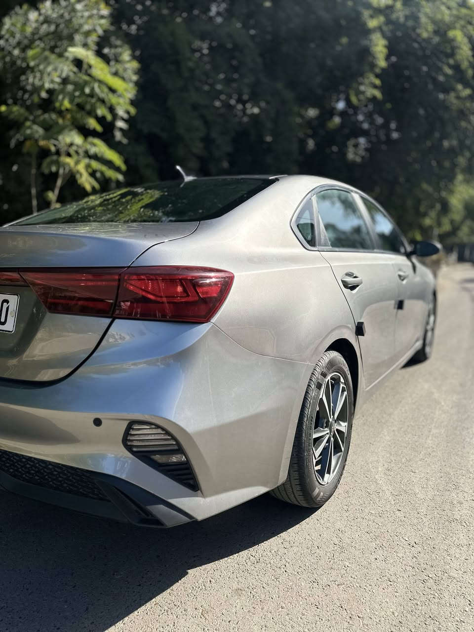 كيا فورتي 2023 للبيع
تشغيل عن بعد تحديد مسار قيادة ذاتية توقف ذاتي وعليها رقم مميز  ماشية 29 الف اني مدخلها ع ايدي والفيديو مال حادثها موجود داخل المنشور سعرها 157 وبيها مجال بسيط
العنوان بغداد حي الخضراء
*********** ماموجود خاص
