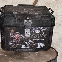 صندوك مال مأطور علا ايً ماطور  للبيع السعر 25 بيه مجال شي قليل الرقم 0...