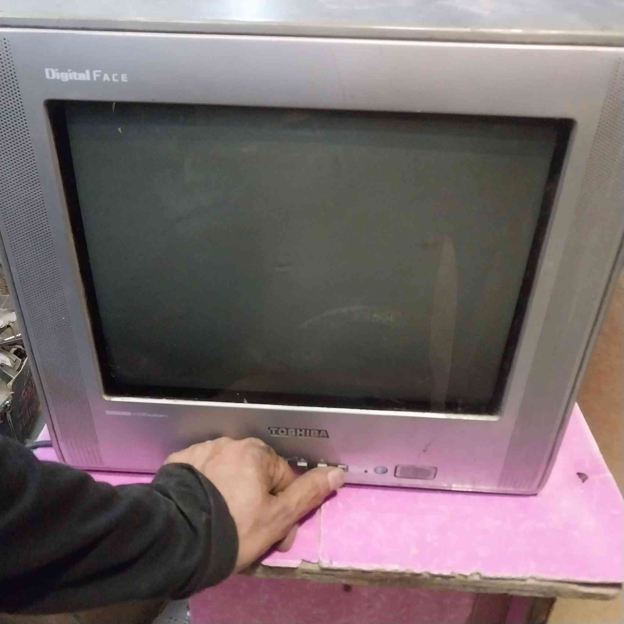 تليفزيون توشيبا ١٥بوصه فلات ب٥٠٠ج الخصوص ٠١٠٢٤٢٠٩٩٦٠للتواصل


**إذا كنت صاحب هذا الإعلان وتريد حذفه لأي سبب، رجاءا أرسل رسالة إلى الدعم الفني**
