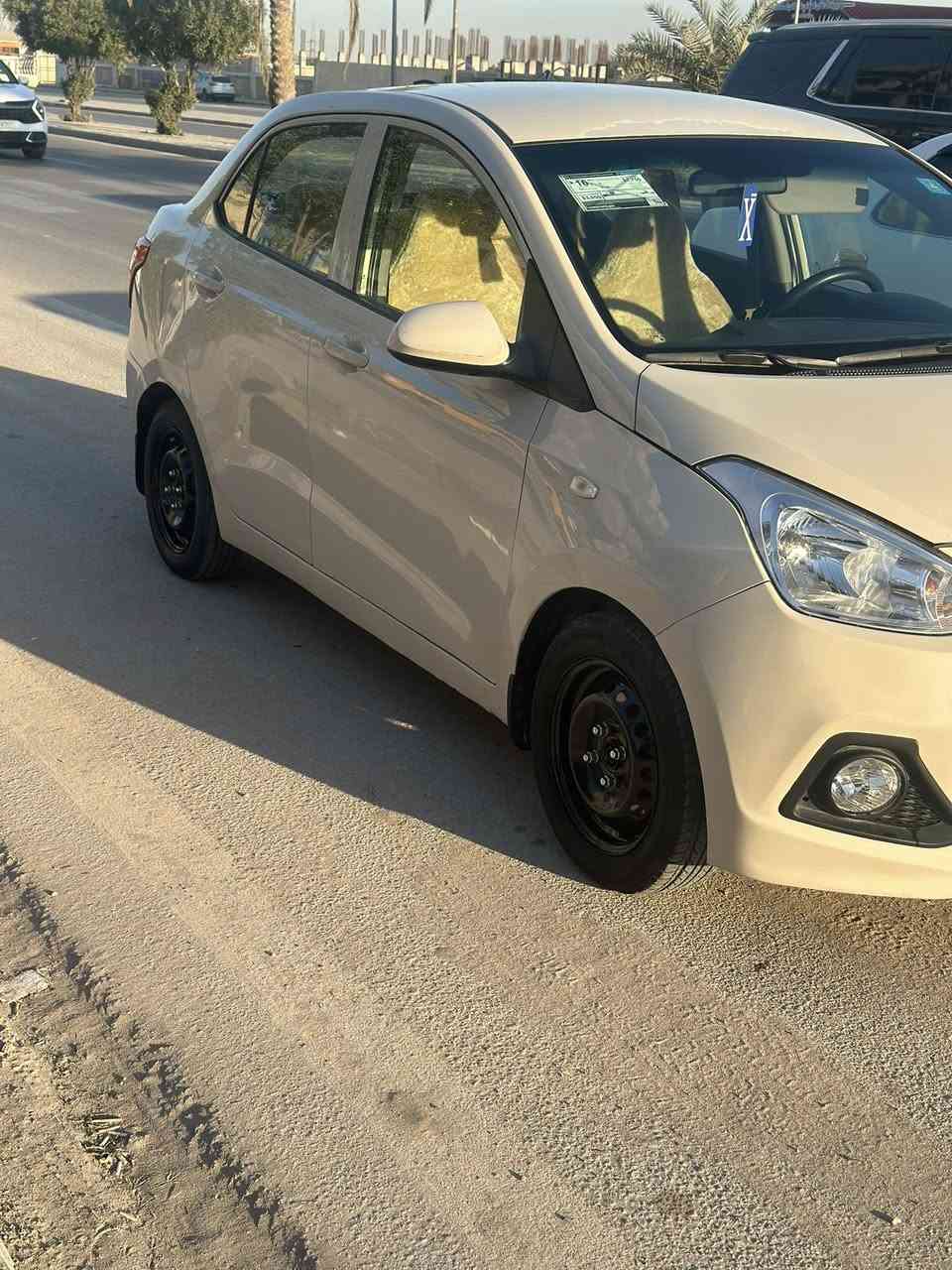 السلام عليكم
للبيع هونداي i10 موديل 2016
رقم نجف انكليزي لون مميز
السعر// 88 ورقه 
المكان/ النجف الاشرف 
الاتصال/ ***********
