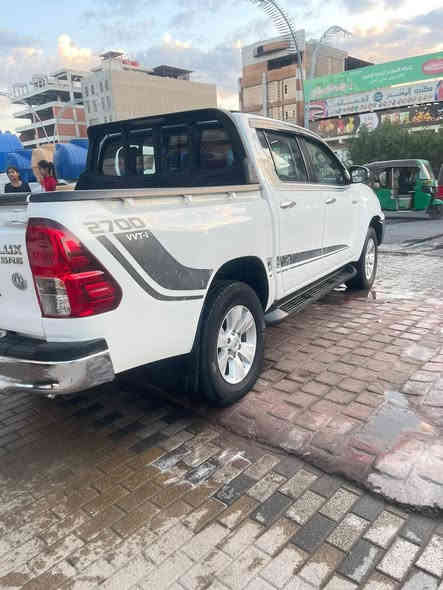 السلام عليكم هايلوكس فور ويل موديل ١٨ كويتي ساير رقم بغداد بسمي مكفوله كفاله عامه ماشيه ٦٢ سياره جديده سبير منازل بغداد *********** السعر٢٨٠ وبيها مجال
