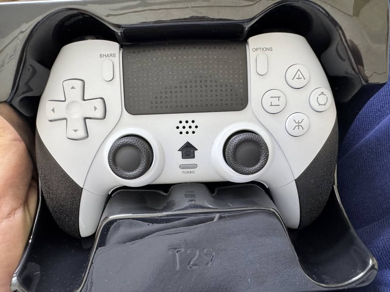 جوستك بلي فور نوعية راقية
يوجد قطعتين


**إذا كنت صاحب هذا الإعلان وتريد حذفه لأي سبب، رجاءا أرسل رسالة إلى الدعم الفني**