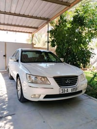 سوناتا للبيع  موديل 2009خليجي محرك 2400كير 5نمر كير +محرك كفالة اربع د...