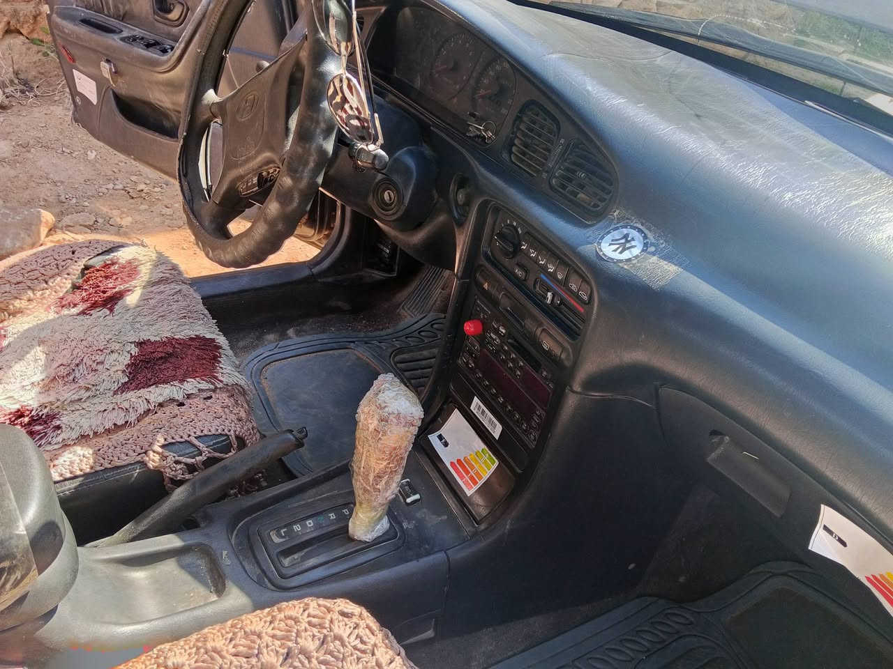 للبيع سوناتا2 موديل 93 لون اسود كحلي كير اوتوماتيك رقم الانبار .خصوصي السعر( 38) وبيهة مجال باقي التفاصيل   تجي تشوف بعينك الشراي اتصل ع رقمي ***********
