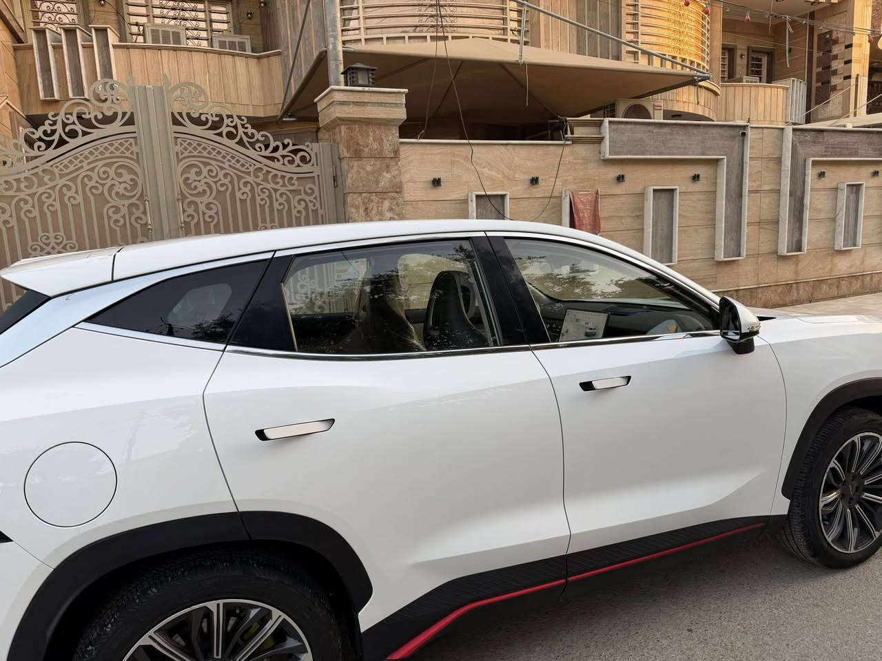 للبيع: جيتور داشنك 2025 - لاكجري فول مواصفات
سعة المحرك T 1.6
• الممشى 21.000 كم
• رقم السيارة: بغداد
• المواصفات: لاكجري كاملة، فول أوبشن
السيارة داخل الضمان وكالة هارلم
السعر 25,500.000
الموقع: بغداد - بلديات قرب تقاطع المرور
للتواصل: ‭+964 780 003 3362‬
