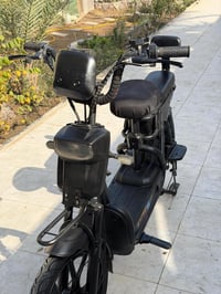 دراجة شحن للبيع السعر ب سعر مناسب 350 وبيها مجال لل تصال 07821642742