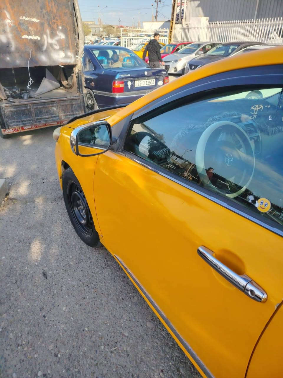 اسلام عليكم
كورلا للبيع 2013رقم كركوك 
دفتر بانزين بيه رقمه انكليزي 
هيئة والغرامات كله مصفرة 
السعر 125وبيه مجال 
للستفسار ***********
