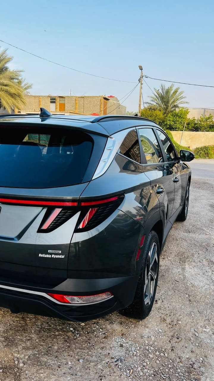 السلام عليكم
من رخصت الادمن المحترم 
توسان موديل 2022 لون زيتوني وارد أمريكي مكفوله (كفاله عامه ) من صبغ من تكحيل  موصفاتها فول مواصفات 
١-بصمه 
٢-فتحه 
٣-فور ويل 
٤-توقف ذاتي 
٥-سياقه ذاتيه 
٦-جنطه كهرباء 
٧-شاشه ديجتال 
٨-تشغيل عن بعد 
السياره بيها هواي مواصفات والي يعرفها يعرف الفول بيها شنو 
السياره رقم بغداد باسمي مشروع وطني 
للاستفسار الاتصال  رقم صاحب السياره ***********
