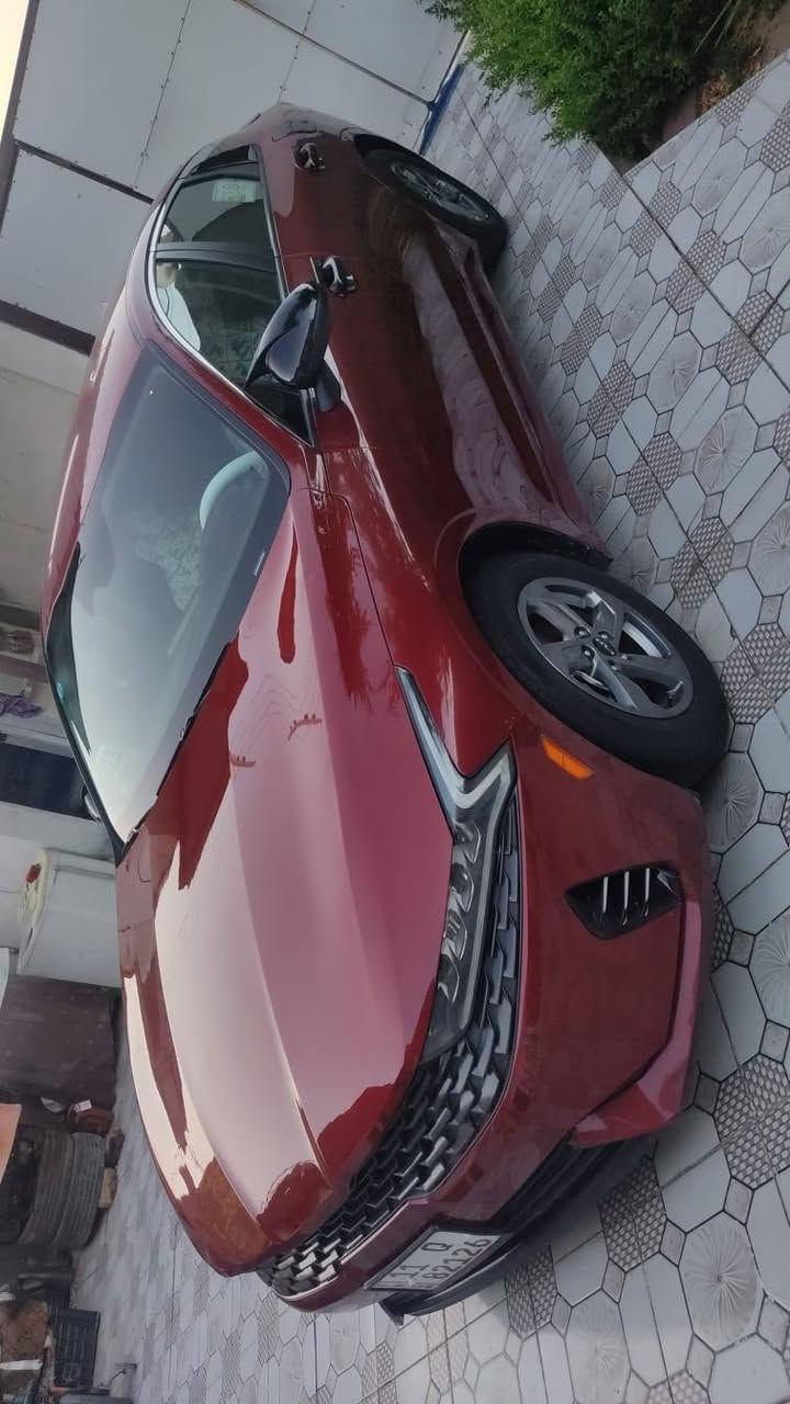 سلام عليكم كي فايف موديل 23 حره بغداد بسمي تحويل ثاني يوم هزه جديده حادث جاملغ خلفي وقبق الجنطه بدون ارباك السياره بجم كبس فقط تعمير بلبنيد موضوح بسونار وصلحته بدون فتح وصبغ ربع البنيد والباقي البنيد كلير سياره جديده ماشيه 66 مكينه وكير شرط بدون فتح مكينه تيربو زوج تاير صارله سبوع تشغيل 🔛 عن بعد رادار ترحيب السونار مرفق بلمنشور وصور الحادث مكان السياره السماوه *********** السعر 145 وبيها مجال

