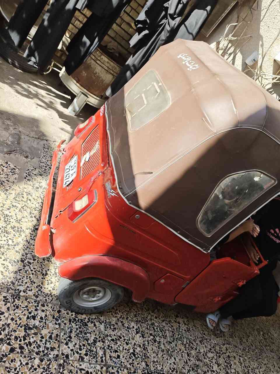 تكتك لبيع موديل22 رقم كربلاء لون احمر المكان كربلاء قرب مستشفى الحسيني ***********
