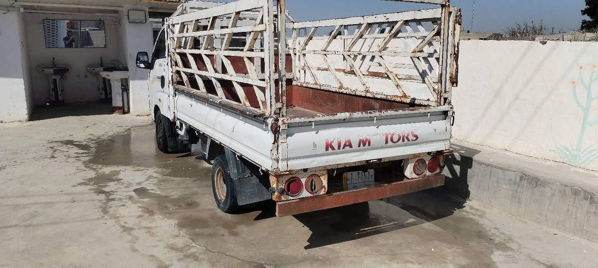 السلام عليكم للبيع كيه بنكو نثيه مفتوح ٢٠١٤ رقم ميسان مكان الجبايش الاتصال على ***********
