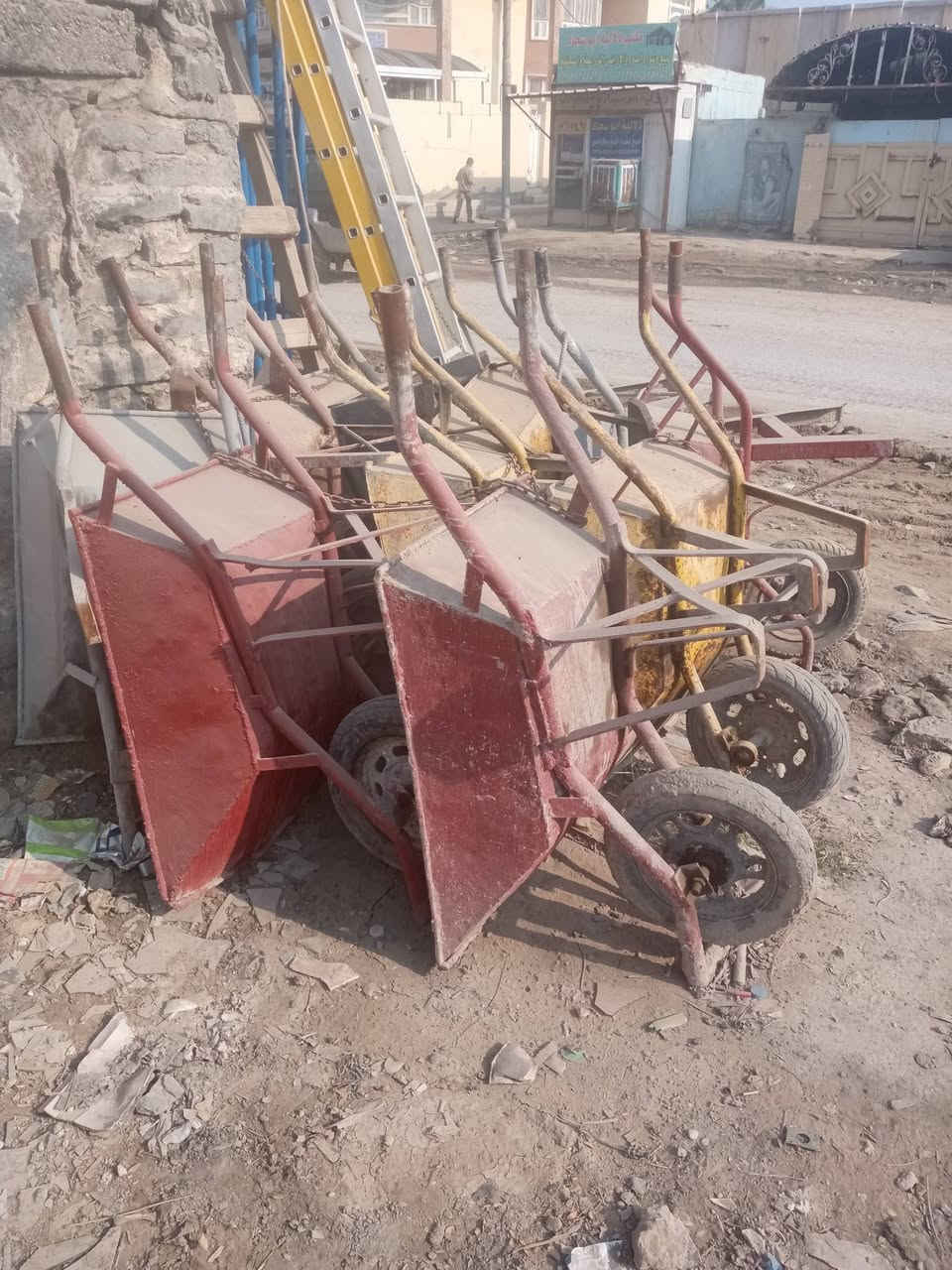 السلام عليكم عرباين للبيع عدد 8 مكان بابل الحمزة الغربي رقم ***********
