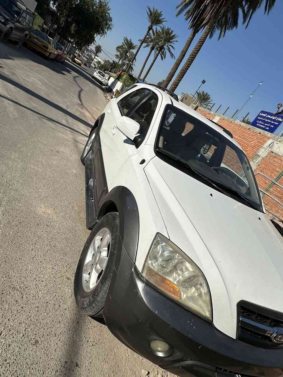 السلام عليكم 

سورنتو ٢٠٠٩ سيارة كلين نضيفه ما ينقصها شي السيارة ب اسمي

سعرها ١١٥ 

شراي تواصل ع رقم ***********
