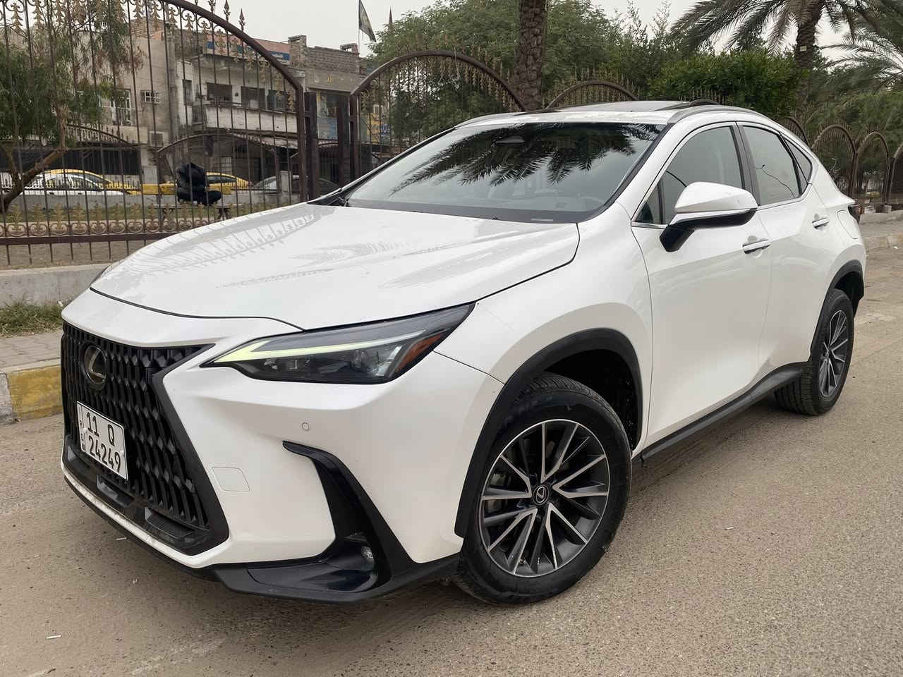 السلام عليكم
للبيع فقط بدون مراوس
لكزز NX 350 H هايبرد 2023 فول
السياره مواصفاتها معروفه فتحه بصمه حساسات امامي خلفي رادارات امامي خلفي مري شفط تدفئة تبريد كشنات تحديد مسار بصمه اربع بيبان كهرباء محرك 2500 هايبرد
ماشيه ٢١ الف جاهزه السياره
مكانها الحريه
مرقم بغداد باسمي
السعر ٢٤٢ وبيها مجال
مامتواجد فيس فقط اتصال او واتس اب
***********
