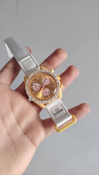 سواچ سويسرية • حركة ميكانيك • مقاومة ماء