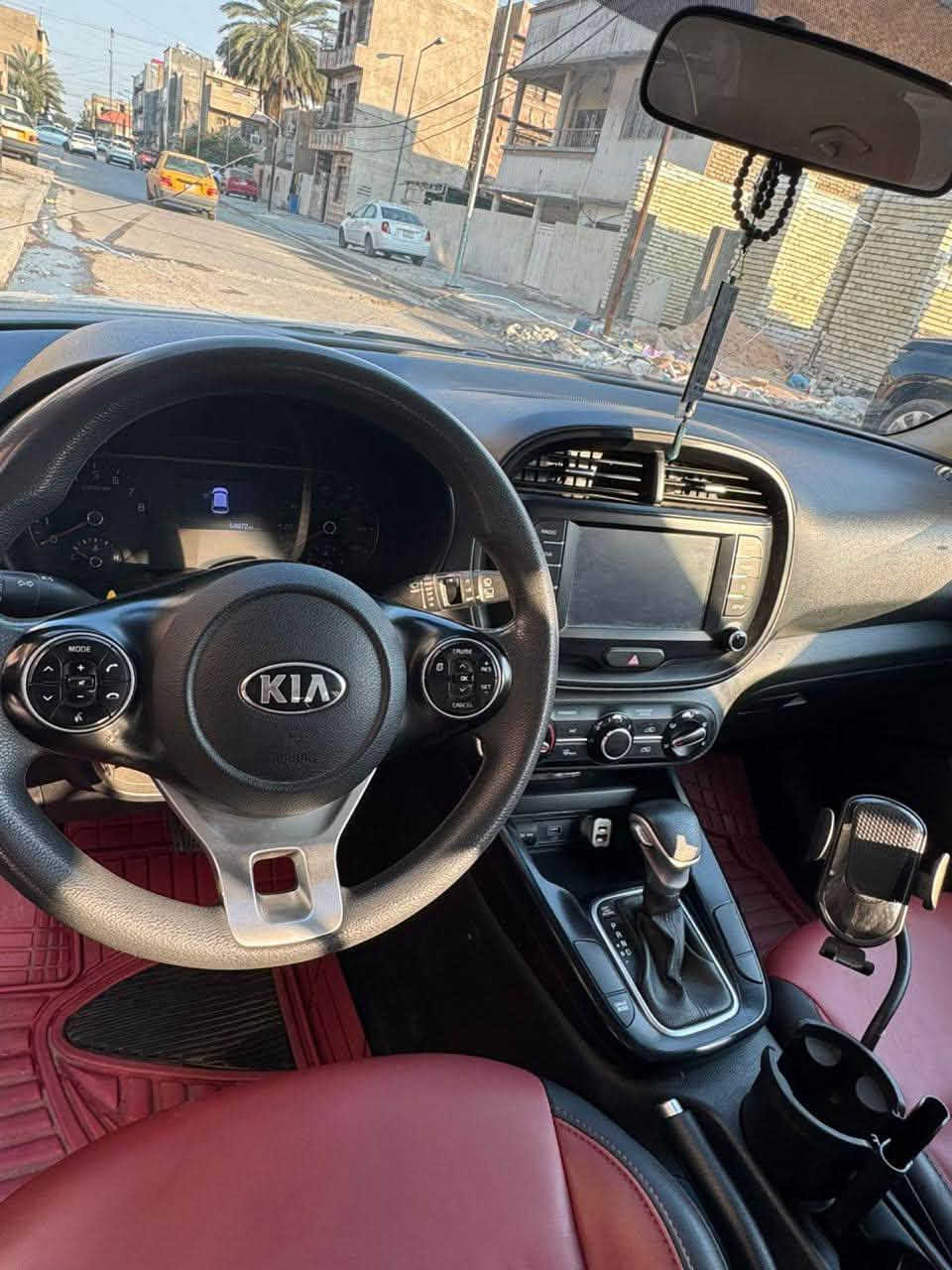 سياره صول
مديل 2021 امريكي
سعر 140 بيه مجال 
***********
