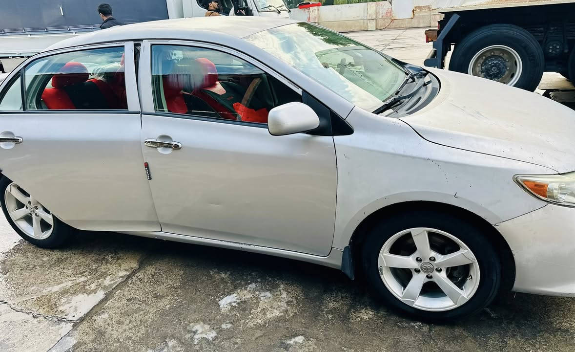 كورلا 2010 امريكي سيارة بيها قطعتين بنيد مرشوش وجاملغ امامي مبدل سيارة رقم اربيل انكليزي بأسمي تحويل مباشر مكفولة گير ومحرك الضرر مالتها بس ذكرتة بدون دواخل المكان صلاح الدين رقمي ‭0782 481 5450‬
