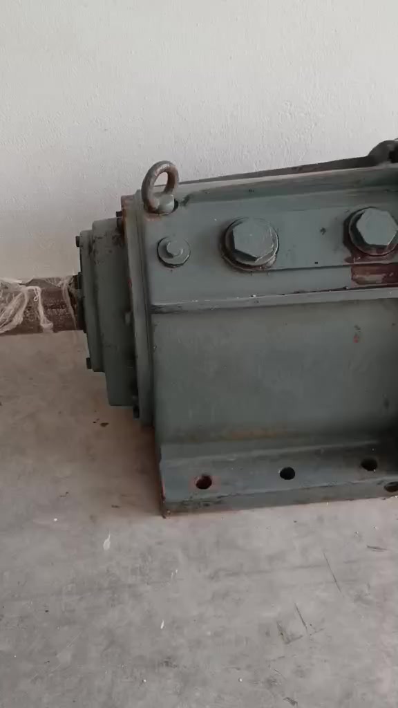 ماطور  وكيربوكس الماني زيرو البيع 20 حصان دورة38 شفت کیربوکس 90                       ***********
