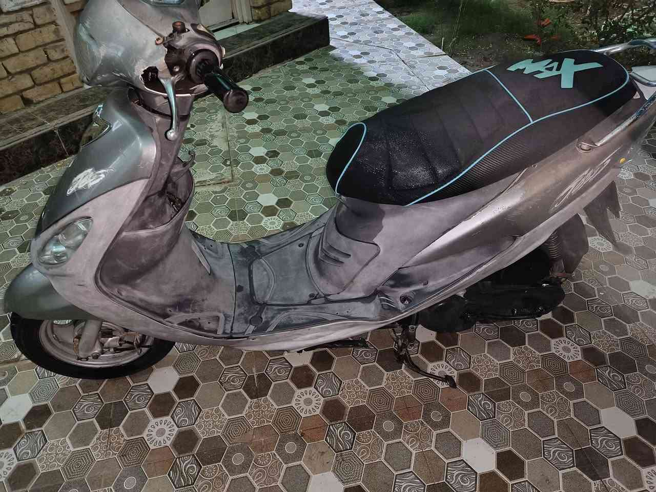 ماكس منغولي لون رصاصي كفرات ختم واحد كهربائيات شغلات  ما مفتوحه السعر خاص


**إذا كنت صاحب هذا الإعلان وتريد حذفه لأي سبب، رجاءا أرسل رسالة إلى الدعم الفني**