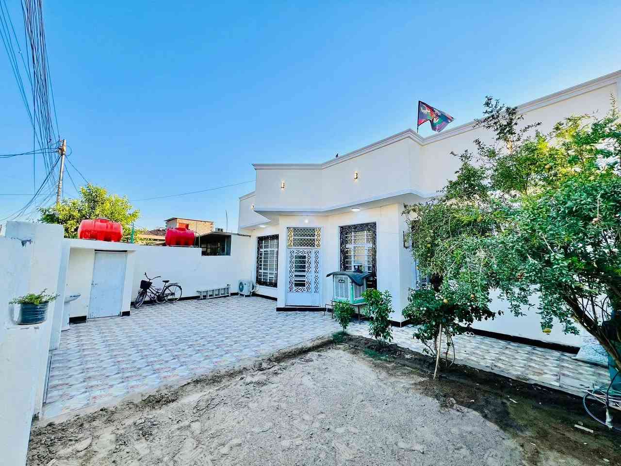 🧿  اللهم صل ع محمد وآل محمد  🧿
بيت للبيع في جبلة حي فهمي •📍🏡

مساحه 270متر البيت يتكون من حديقه وكراج كبير  وكلدور واستقبال وغرفتين نوم وصاله كبيره وصحيات يتوفر جميع الخدمات ماء مجاري تبليط كهرباء السند زراعي 

🔵 الاستفسار والاتصال على الرقم ***********
