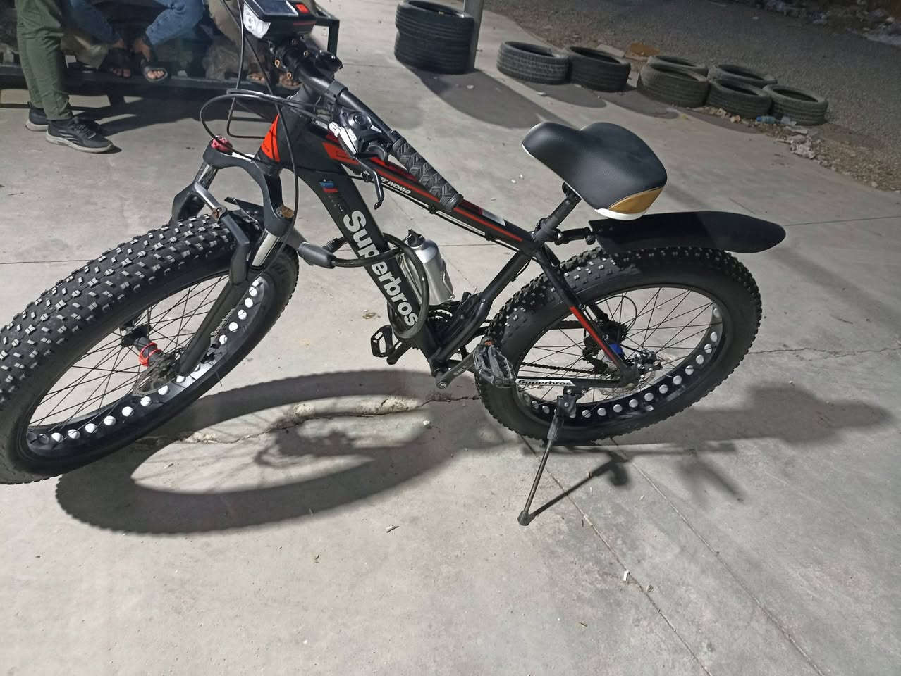 بايسكل سوبر بروس للبيع سعر 300الف وبي مجال موقع اربيل پاسکیلێکی سوپەر برۆس بۆ فرۆشتن، نرخی ٣٠٠ هەزار (بە گفتوگۆ). شوێن: هەولێر، عەین کاوە. ***********عينكاوة *********** /
