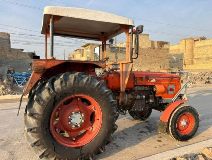 بلا زحمة لي مايعجبه لا يعلق 
سلام عليكم للبيع مكينه عنتر مديل 90 مكينه على وضع الشركه كامله تخم تاير مكينه اي نقص مابيها و ارقام وسنويه تحويل ثاني يوم رقم انكليزي ديالى مشروع وطني ومكاني بغداد الشعلة اتصل على الرقم وبيك خير ***********
