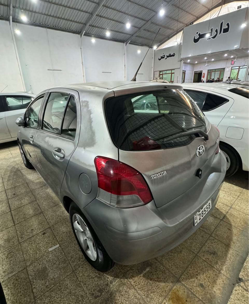 یارس مۆدیل 2010 گێڕ و مەکینەو تەقەو رەقە بە شەرت ڕەقەم و سەنەوی نوێیە دوو پارچەی بۆیاخە بی لیدران سعری 73 وەرەقە و کەمەک مەجال
*********** أربيل, العراق
