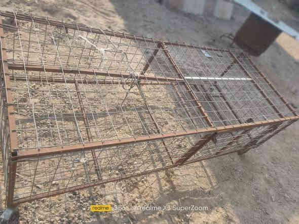 سلام عليكم ميز حديد البيع سعر150وبية مجال طول الميز 2ونص العنوان كرمة علي رقم ***********
