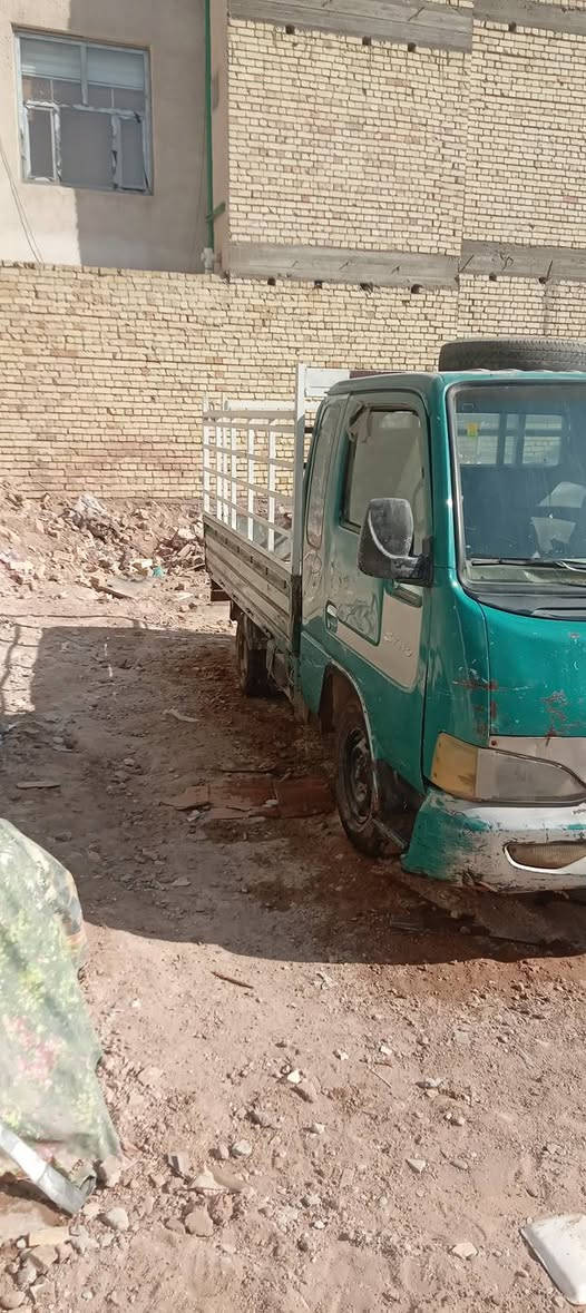 السلام عليكم 
للبيع كيا حمل سامسونك موديل ٩٩رقم بغداد الماني سيار٥ بلادية
قمارة وربع كير محرك بي خيط بخار  السعر ٢٨  
علما السيارة راعيه متوفي وبيه قسام شرعي  تحويل مكفول 
للااتصال *********** العنوان بغداد الكاضميه 
بيه تخمل تاير جديد   غير متواجد عل فيس
